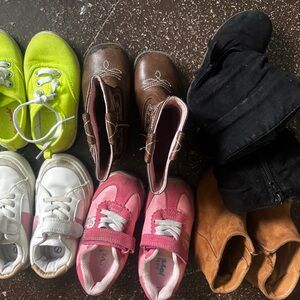 Kids shoe lot